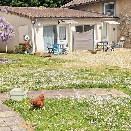Bel Appartement T2 Climatise Avec Piscine Poitiers-Futuroscope-Creps De Poitiers Vouneuil-sous-Biard Екстериор снимка