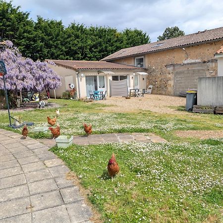 Bel Appartement T2 Climatise Avec Piscine Poitiers-Futuroscope-Creps De Poitiers Vouneuil-sous-Biard Екстериор снимка