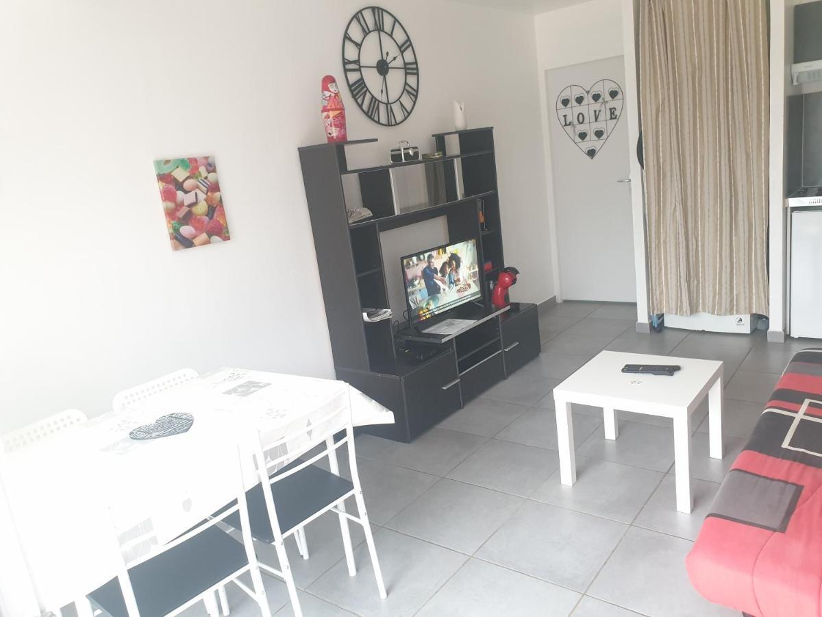 Bel Appartement T2 Climatise Avec Piscine Poitiers-Futuroscope-Creps De Poitiers Vouneuil-sous-Biard Екстериор снимка